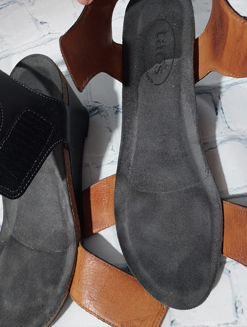 TAOS Carousel Wedge Comfort Sandal Leather Minimal Capsule 9-9.5  EU 40 Black